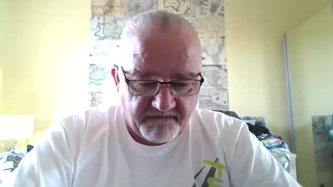 Snapshot of lamabama chatting on November 17, 2:01 pm lamabama online show from November 17, 2:01 pm