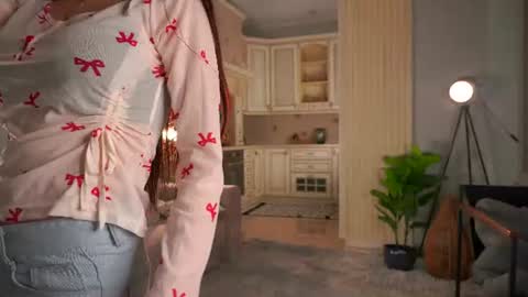 Emily online show from July 11, 3:20 am