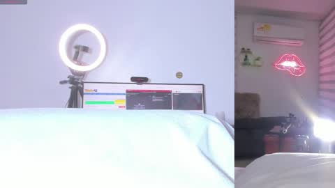 Lana online show from February 24, 9:18 am