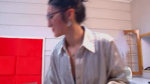 LanaBanner online show from February 13, 5:36 am