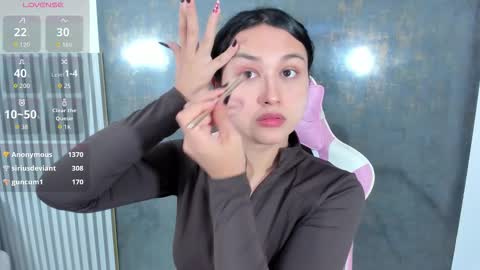 Lana online show from December 4, 7:55 pm