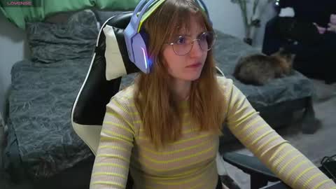 Kay online show from February 17, 8:04 pm