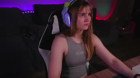 Kay online show from October 5, 8:51 pm