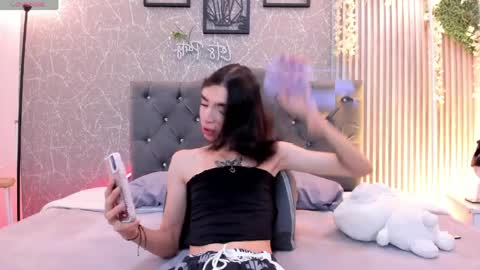 lana_gill online show from April 12, 4:56 pm