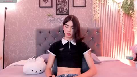 Snapshot of lana_gill chatting on May 1, 6:34 pm lana_gill online show from May 1, 6:34 pm