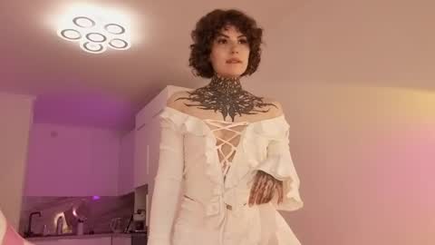 Eva online show from May 31, 3:04 am