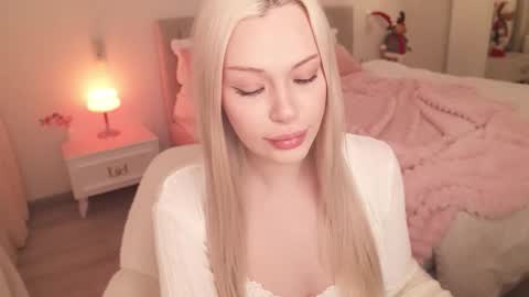 Lana online show from December 15, 4:06 am