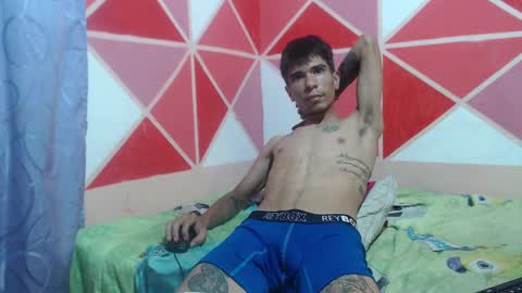 Snapshot of lana_robertt chatting on March 6, 7:14 am lana_robertt online show from March 6, 7:14 am