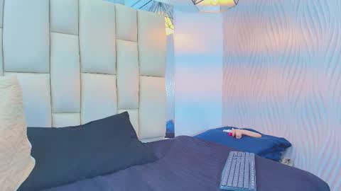 Snapshot of lana_sliim chatting on February 19, 12:12 pm Vanessa online show from February 19, 12:12 pm