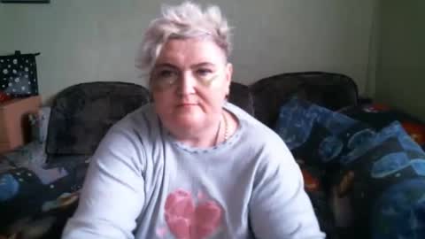 Snapshot of lanacat555 chatting on October 1, 9:48 am lanacat555 online show from October 1, 9:48 am