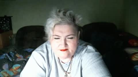 Snapshot of lanacat555 chatting on October 1, 11:22 pm lanacat555 online show from October 1, 11:22 pm