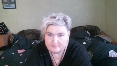 Snapshot of lanacat555 chatting on October 28, 1:25 pm lanacat555 online show from October 28, 1:25 pm