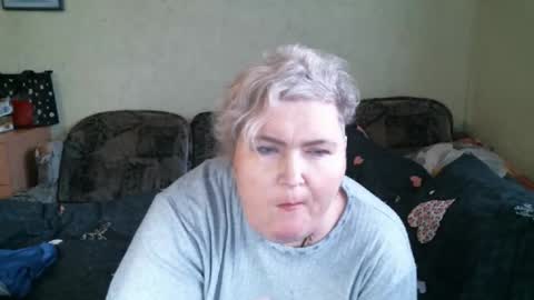 Snapshot of lanacat555 chatting on November 9, 12:25 pm lanacat555 online show from November 9, 12:25 pm