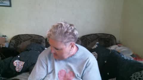 Snapshot of lanacat555 chatting on November 29, 11:13 am lanacat555 online show from November 29, 11:13 am