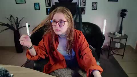 lana online show from June 26, 10:41 am