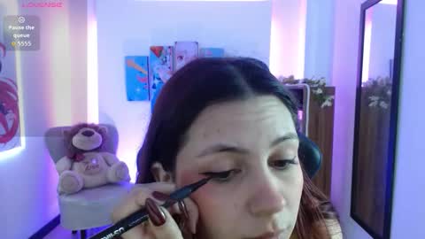 Alana Garcia  online show from December 5, 11:41 am