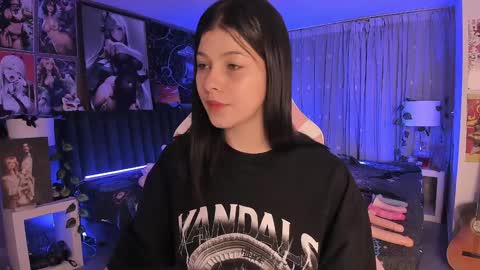 L A N A  online show from January 30, 1:22 am