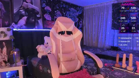 L A N A  online show from February 25, 11:41 am