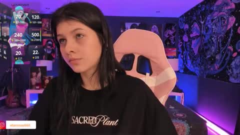 L A N A  online show from November 6, 11:11 am