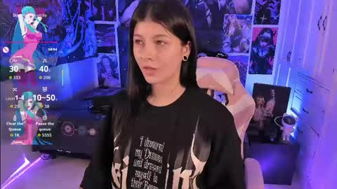 LanaKyutt666 online show from March 19, 1:09 am