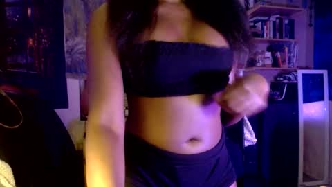 lanaluxxe4 online show from February 4, 11:20 pm