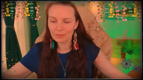 Snapshot of lanaradiance chatting on July 15, 2:33 pm Lana Radiance online show from July 15, 2:33 pm