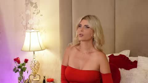 Anastaisa online show from May 17, 6:33 am