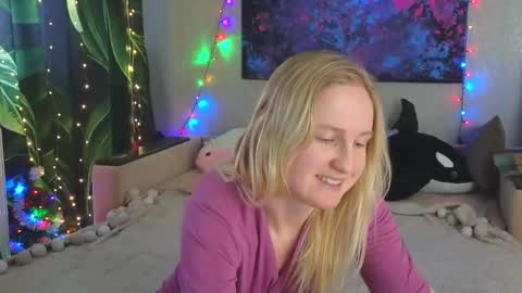 Snapshot of lanavismith chatting on January 9, 7:00 am LanaviSmith online show from January 9, 7:00 am