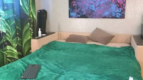 Snapshot of lanavismith chatting on February 17, 6:21 am LanaviSmith online show from February 17, 6:21 am