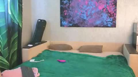 Snapshot of lanavismith chatting on February 23, 6:44 am LanaviSmith online show from February 23, 6:44 am