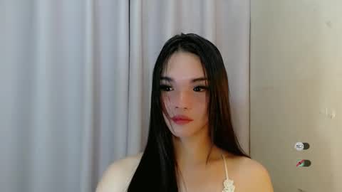 Snapshot of lanawyatt_ chatting on December 8, 3:02 pm lanawyatt_ online show from December 8, 3:02 pm