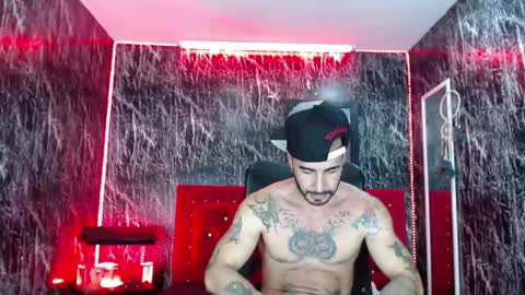 Lancelot Benwick online show from January 31, 8:11 am