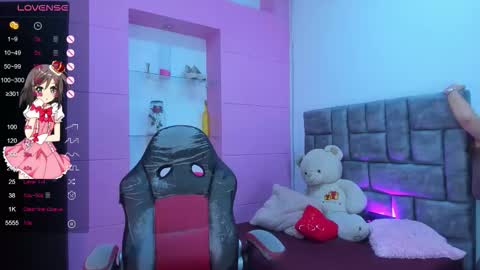 lanna1_ online show from October 22, 12:27 pm