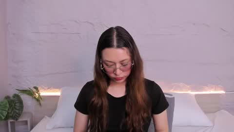 Lanna online show from February 28, 11:33 am