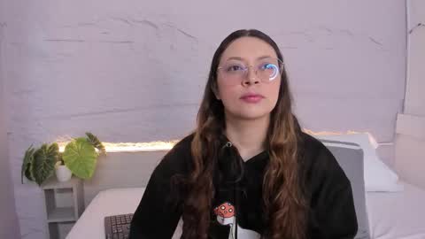 Lanna online show from March 24, 11:37 am