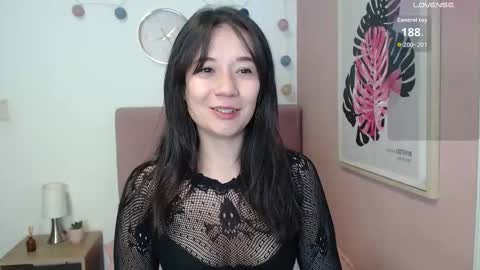 Lanna online show from October 30, 1:45 pm