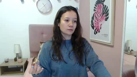 Snapshot of lanna_mills chatting on July 17, 1:18 pm Lanna online show from July 17, 1:18 pm