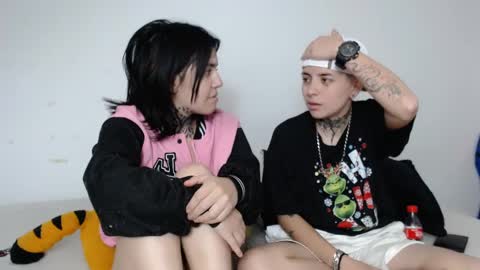 Snapshot of lannie_gonzales chatting on January 13, 10:03 pm LANNIE   online show from January 13, 10:03 pm