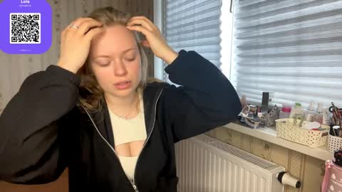 Hello My name is Lola online show from April 8, 9:09 am