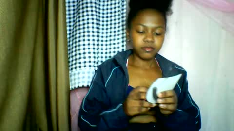 lara_belle online show from June 15, 10:28 am