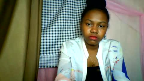 lara_belle online show from June 25, 5:17 pm