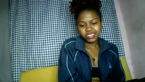 lara_belle online show from July 28, 8:52 pm