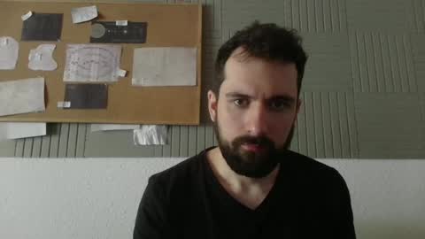 laraaan online show from June 27, 8:19 am
