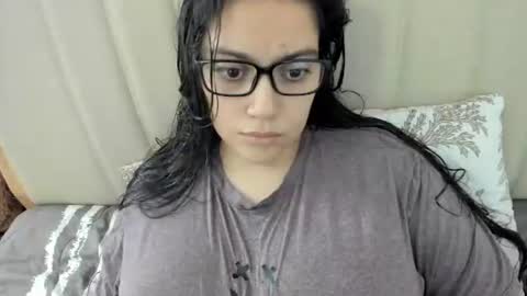 lara online show from March 9, 2:54 pm