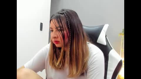 Lara online show from May 30, 2:52 am