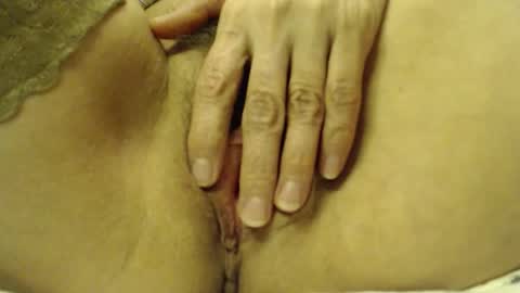 laralhotr online show from December 1, 7:19 pm