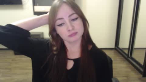 Snapshot of laralianna chatting on December 10, 6:38 pm Laralianna online show from December 10, 6:38 pm