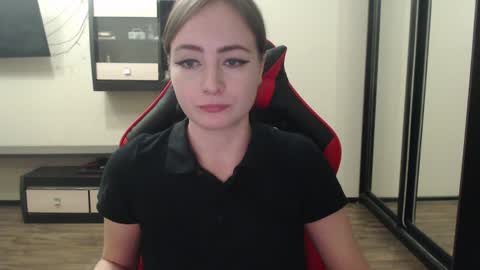 Snapshot of laralianna chatting on January 12, 10:33 pm Laralianna online show from January 12, 10:33 pm