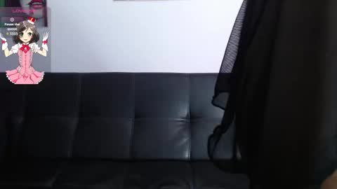 laramucci online show from January 9, 7:37 pm