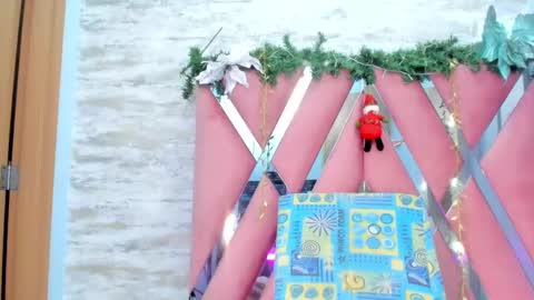 Lara Murphy online show from January 7, 9:25 pm